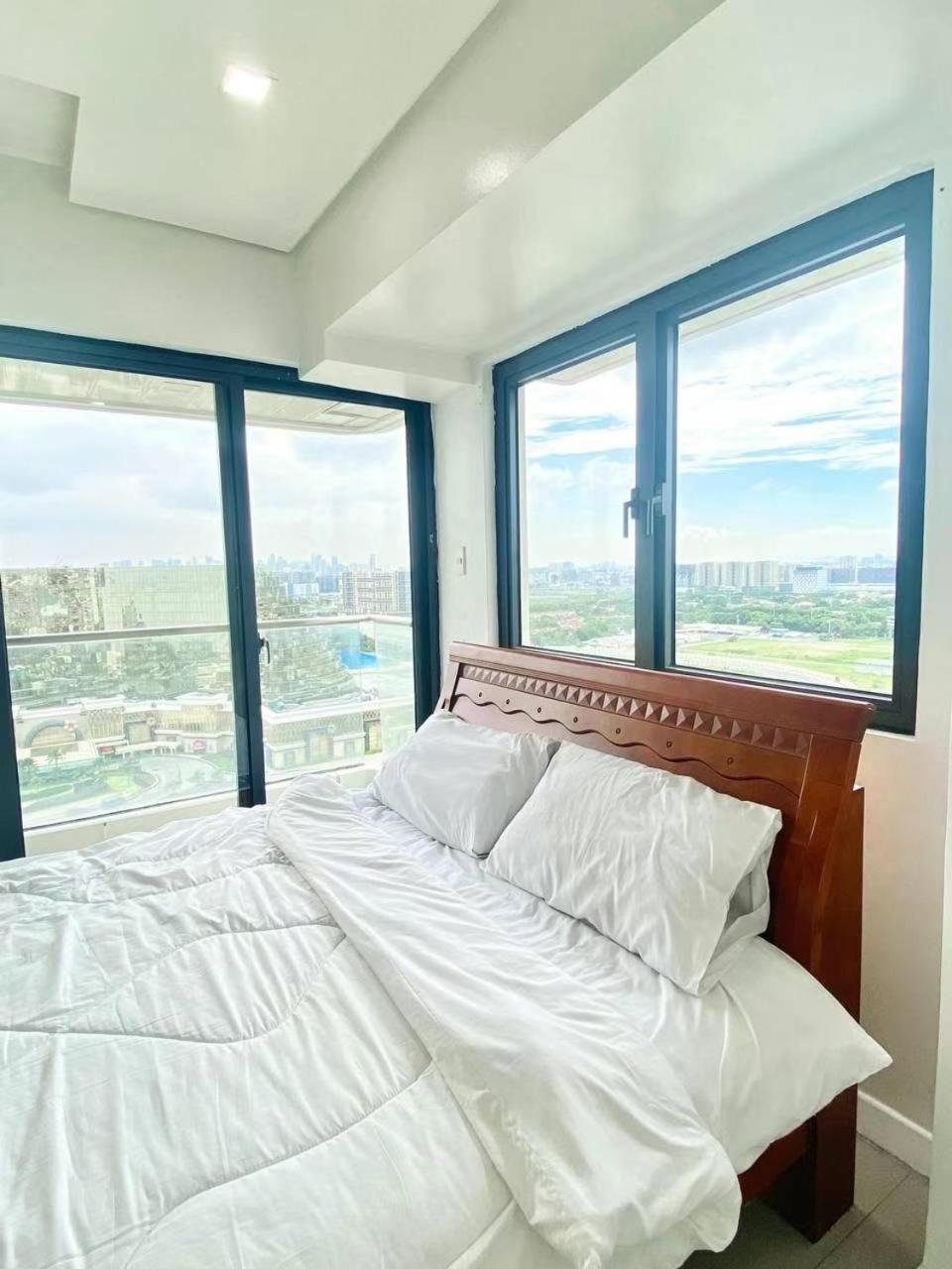 Aparthotel Sapphire Seaview Park Manila Exterior foto
